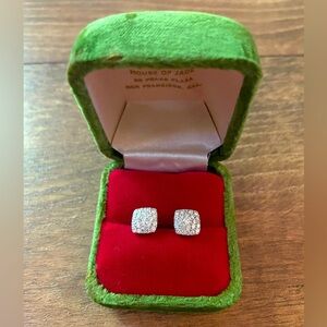 💎Beautiful diamond earrings💎